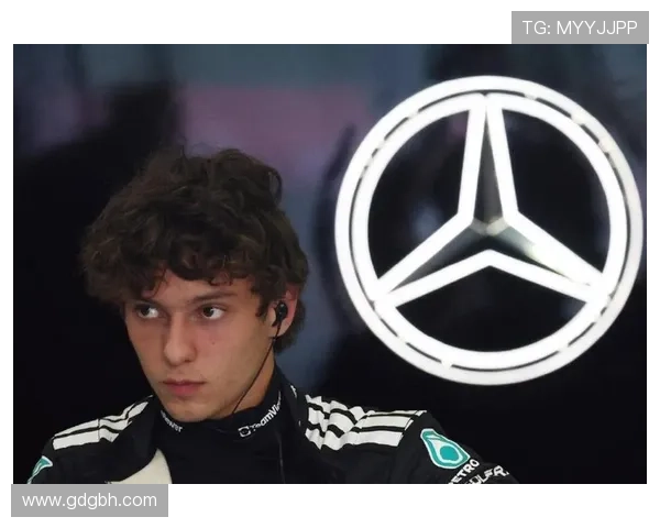 汉密尔顿:难以置信的一周,祝贺安东内利 汉密尔顿:难以置信的一周,祝贺安东内利